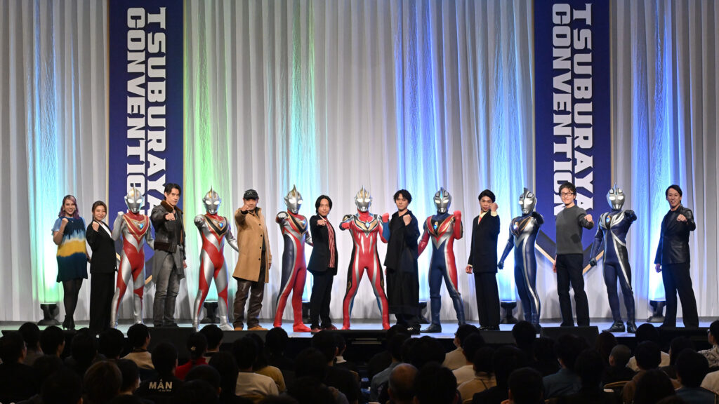 ツブコン2023『ウルトラマンガイア』25周年イベントにキャスト終結!ガイア&アグル全ヴァージョンも揃い踏み!